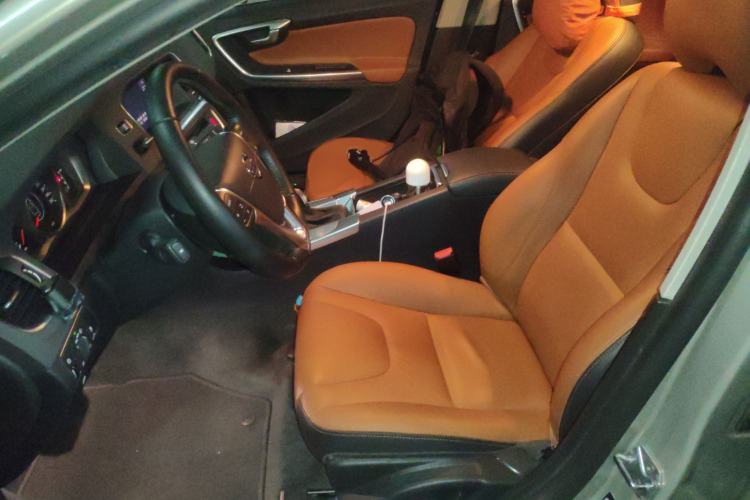 Used Volvo S60 2018 S60L T3 Smart Upgrade Edition
