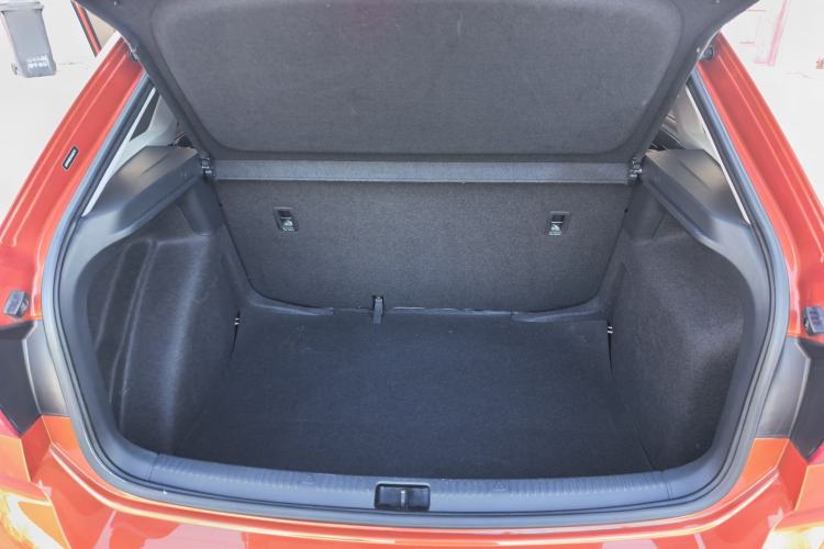 Used Volkswagen Santana 2017 Haval H6 1.6L Automatic Fashion Edition Trunk