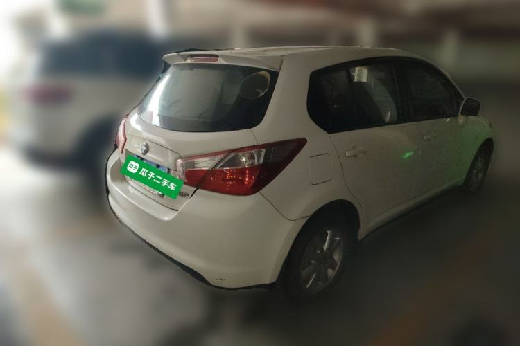 Used Venucia R50 2013 1.6L Automatic Fashion Edition