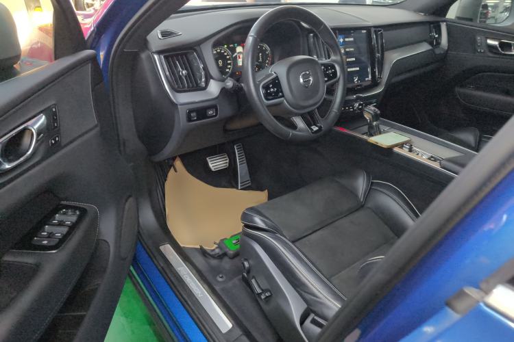 Used Volvo XC60 2018 T5 4x4 Smart & Sporty Edition