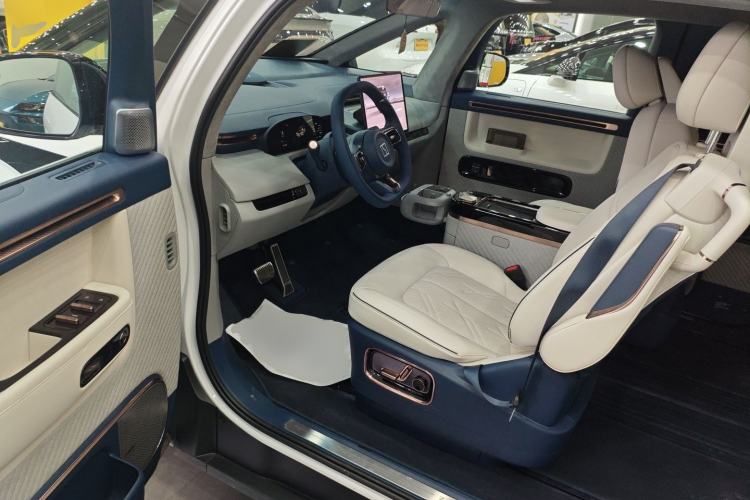 Used Zeekr MIX 2025 Long-Range Intelligent Driving Edition
