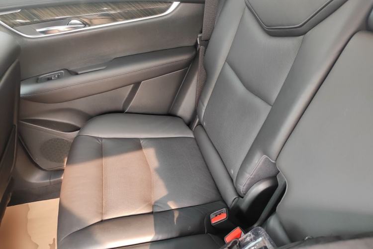 Used Cadillac XT5 2018 28T Four-Wheel Drive Luxury Model
