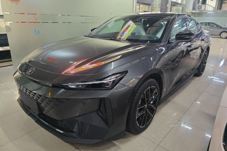 Used CHANGAN UNI-V iDD 2024 Blue Whale Smart Electric iDD 136km Luxury Model