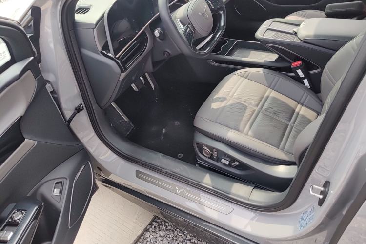 Used Hongqi EH7 2024 760 Pro+ Four-Wheel Drive Version Driver Seat