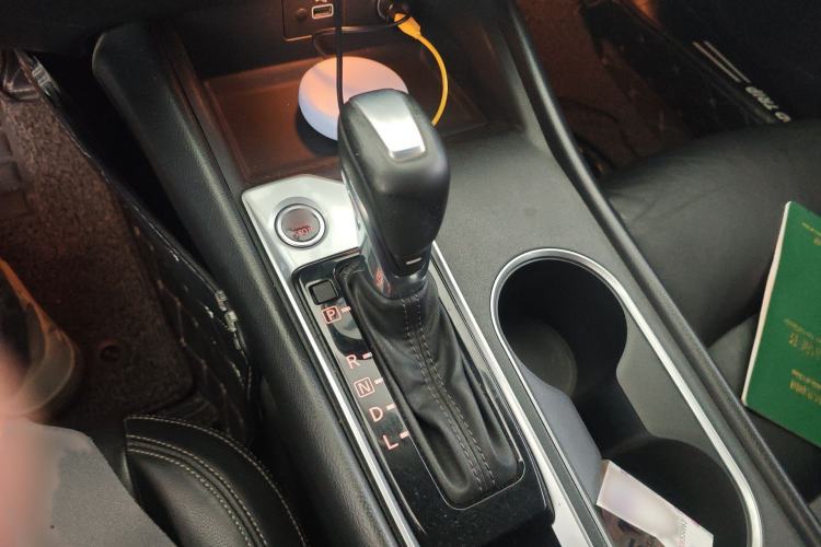 Used Nissan Teana 2020 2.0L XL Comfort Edition Gear Lever