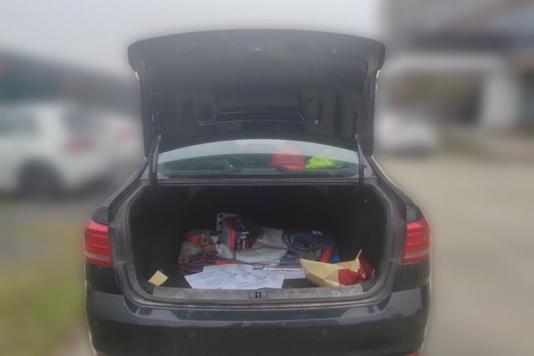 Used Volkswagen Lavida 2015 1.6L Automatic Comfort Edition