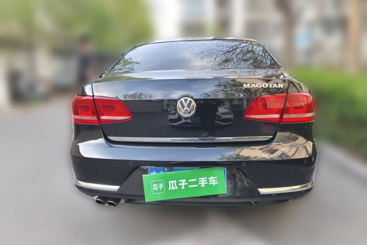 Used Volkswagen Magotan 2015 2.0 TSI Luxury Model Rear