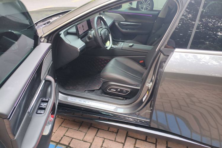 Used XPeng P7 2022 625E Left Front Seat
