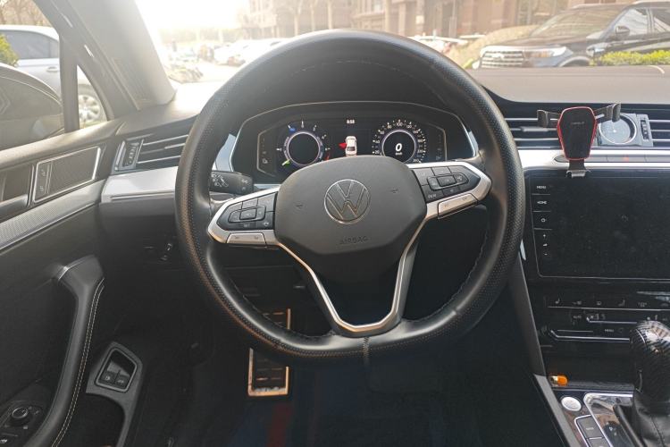 Used Volkswagen Magotan GTE Plug-in Hybrid 2022 GTE Luxury Model