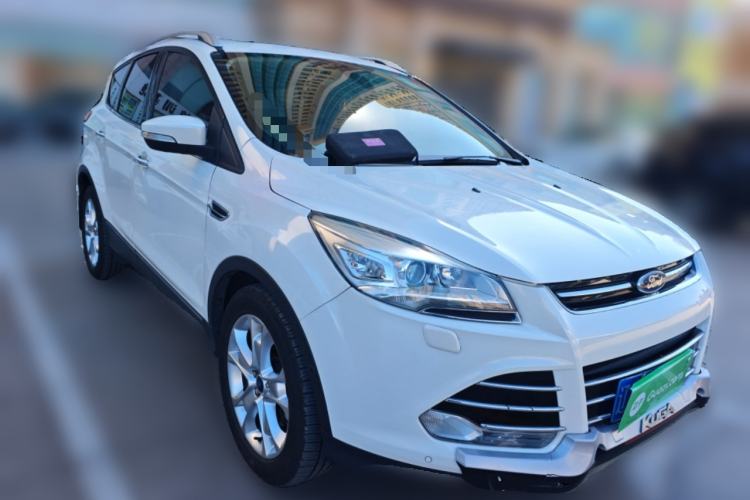 Used Ford Kuga 2015 2.0L GTDi Four-Wheel-Drive Sport Model