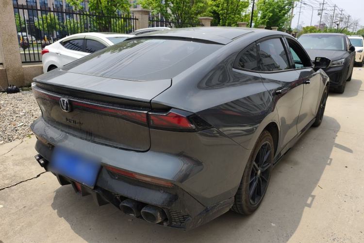 Used CHANGAN UNI-V 2023 1.5T Prestige Model
