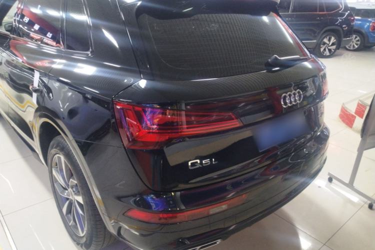 Used Audi Q5L 2025 quattro 45th Anniversary Edition 40 TFSI Luxury Dynamic Model
