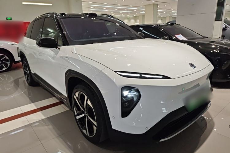 Used Nio ES7 2022 100kWh First Edition Front Right 45 Deg
