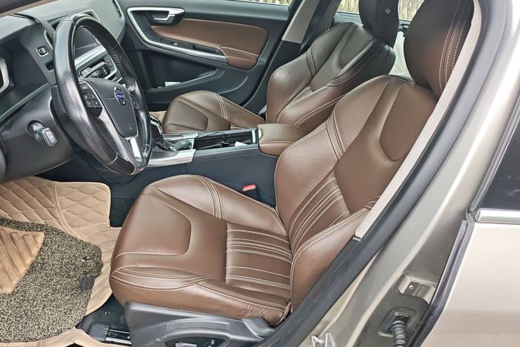 Used Volvo S60 New Energy 2015 S60L E-Drive Hybrid T6 Smart Drive Edition
