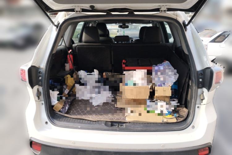 Used Toyota Highlander 2017 2.0T Four-Wheel Drive Luxury Edition 7 Seats Trunk