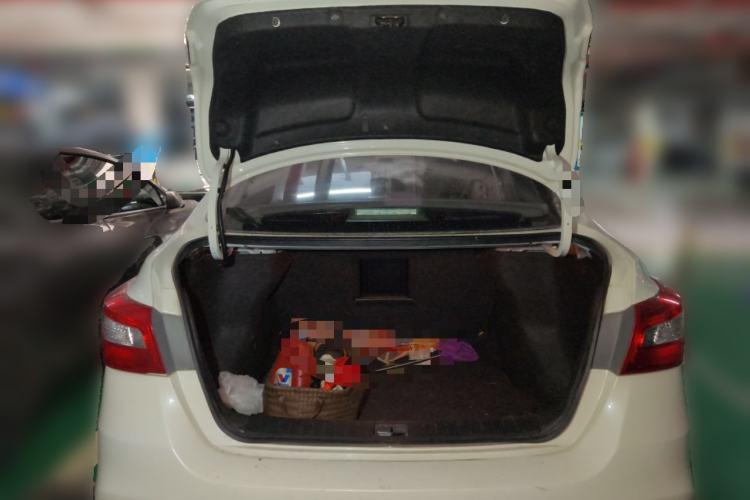 Used Nissan Sylphy 2019 1.6XV CVT Smart Connect Luxury Edition China V Standard Trunk