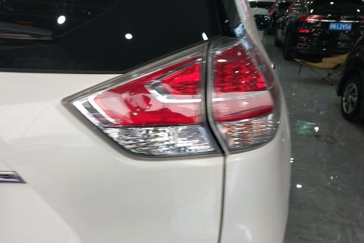 Used Nissan X-Trail 2014 2.0L CVT Comfort Edition 2WD
