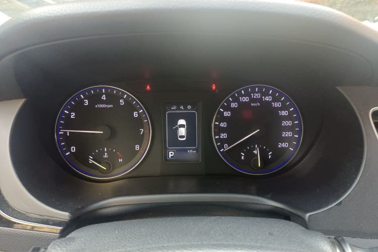 Used Hyundai Mistra 2014 1.8L Automatic Smart GLS Instrument Cluster