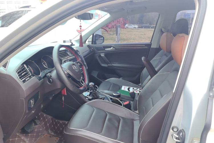 Used Volkswagen Tiguan L 2017 380TSI Automatic All-Wheel-Drive Flagship Edition
