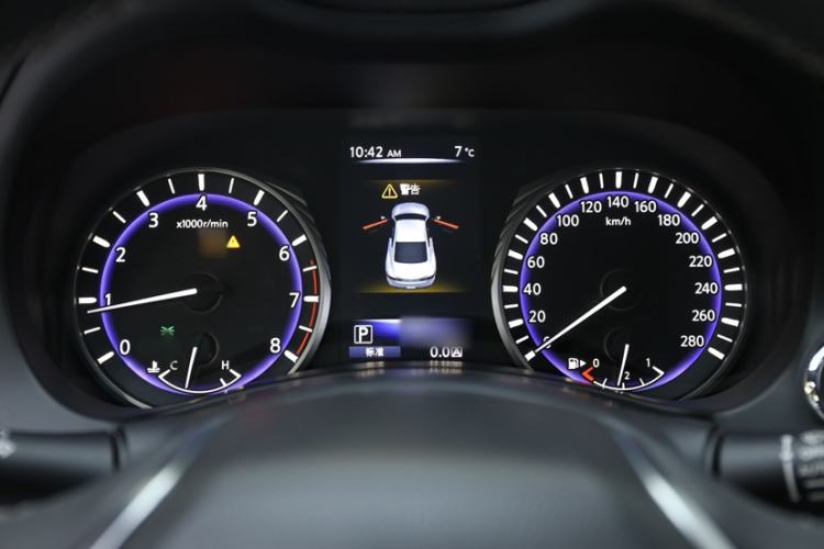 Used Infiniti Q60 2019 2.0T Luxury Edition
