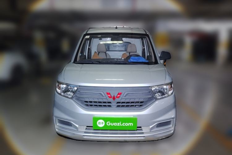 Used Wuling Hongguang V 2019 1.5L Jingqu Edition Sealed-Window Vehicle China VI LAR Front