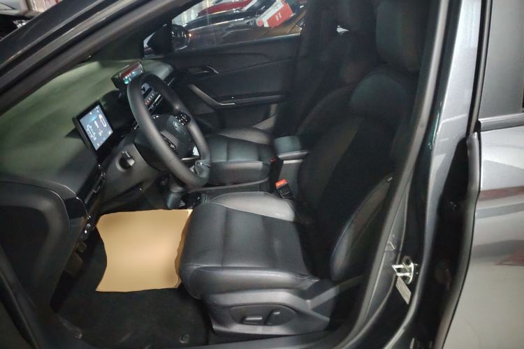 Used MG 4 EV 2022 425 km Luxury Edition