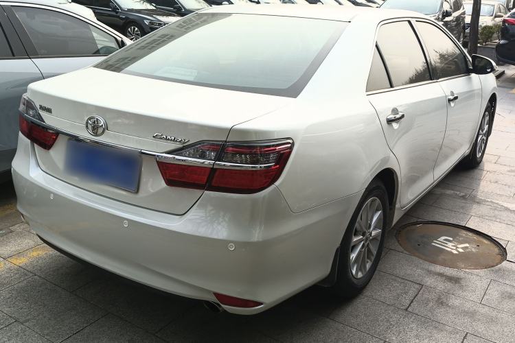 Used Toyota Camry 2015 2.0G Premier Edition Rear Right 45 Deg