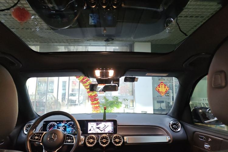 Used Mercedes-Benz GLB 2020 Facelift GLB 200 Fashion Edition Headliner