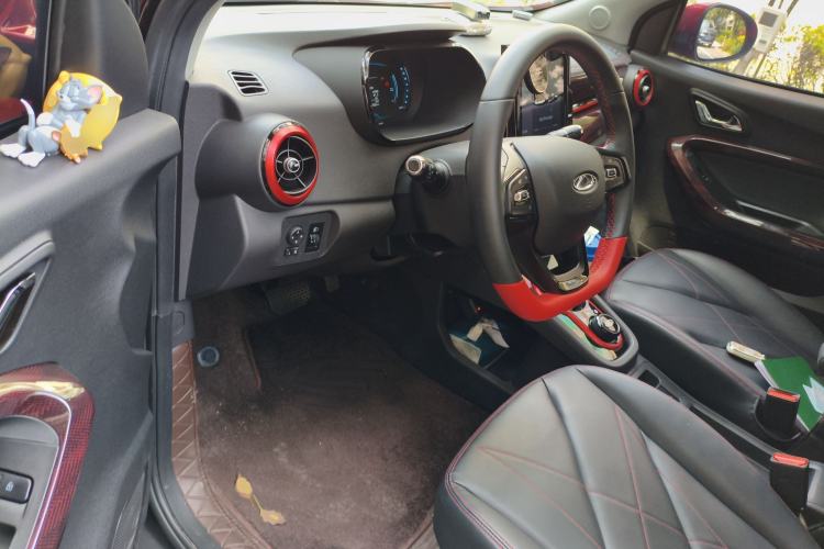 Used Chery Little Ant 2022 Restyled Version Sweet Pink Edition Half-Sugar Version 28.8 kWh 30 kW 301 km Driver Seat