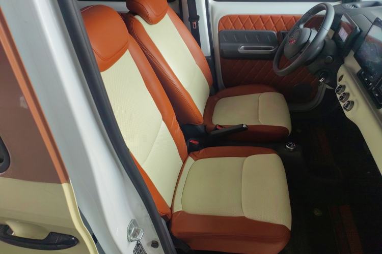 Used Wuling Zhiguang New Energy 2025 Comfort Model Right Front Seat