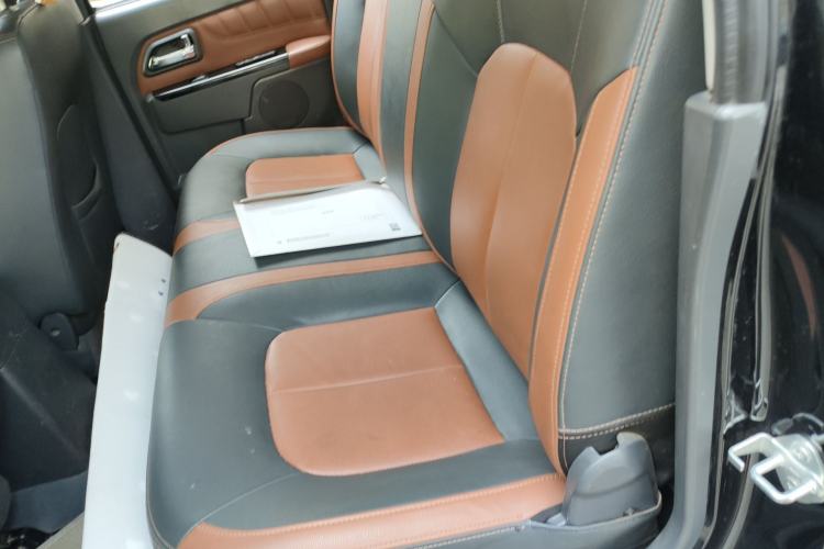 Used Great Wall Wingle 5 2013 2.8T European Version Two-Wheel Drive Elite Version Big Double-Cab GW2.8TC