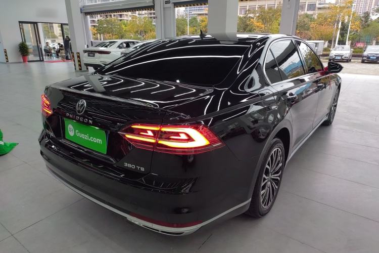 Used Volkswagen Phideon 2021 380TSI Luxury Edition
