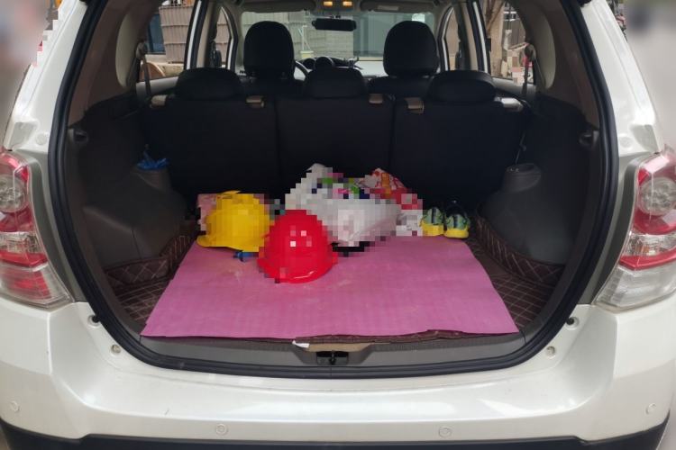 Used Toyota Verso 2015 180E CVT Crossover Edition