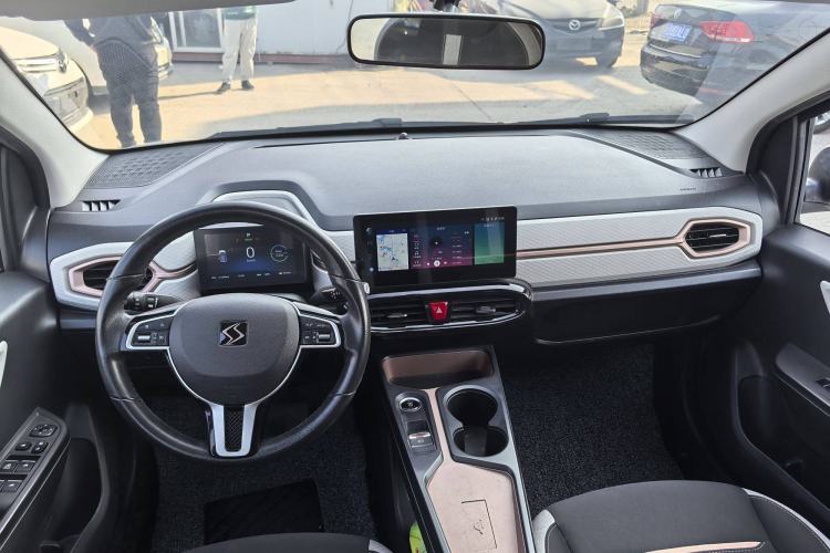 Used SOL E10X 2021 302 km Range Luxury Version 31.4 kWh