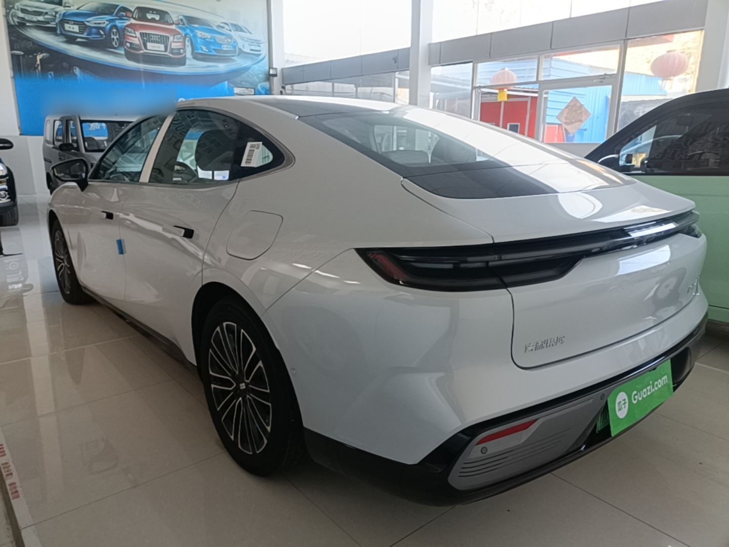 Geely Galaxy 8 2025 60km EM-i Luxury Edition - Luxury Enjoyment — снимка 4