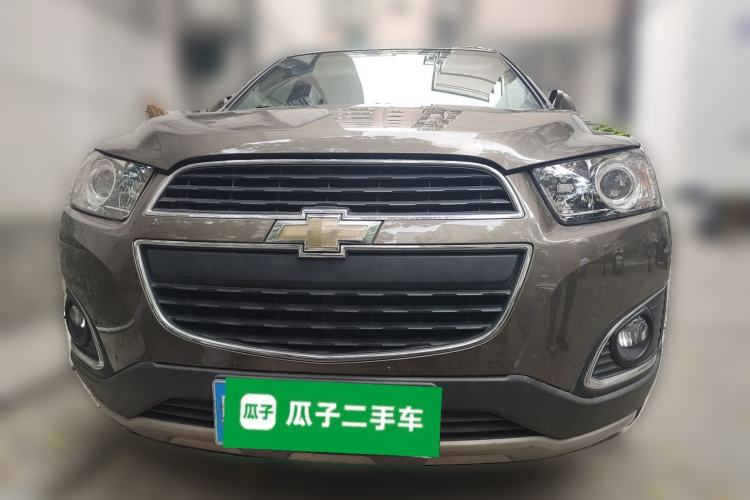 Used Chevrolet Captiva 2015 2.4L 4x4 Flagship Edition 7-Seater Front