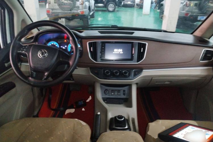 Used FORTHING Lingzhi M5 2020 Long-Range Luxury 7-Seater Model