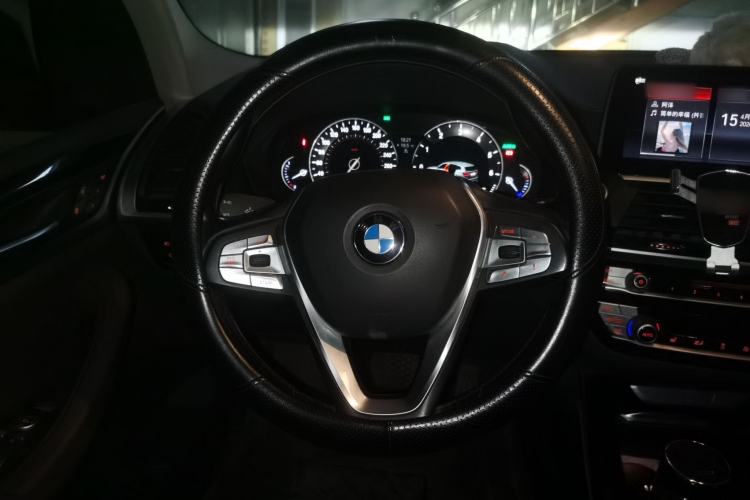 Used BMW X3 2018 xDrive25i Luxury Package China V Steering Wheel