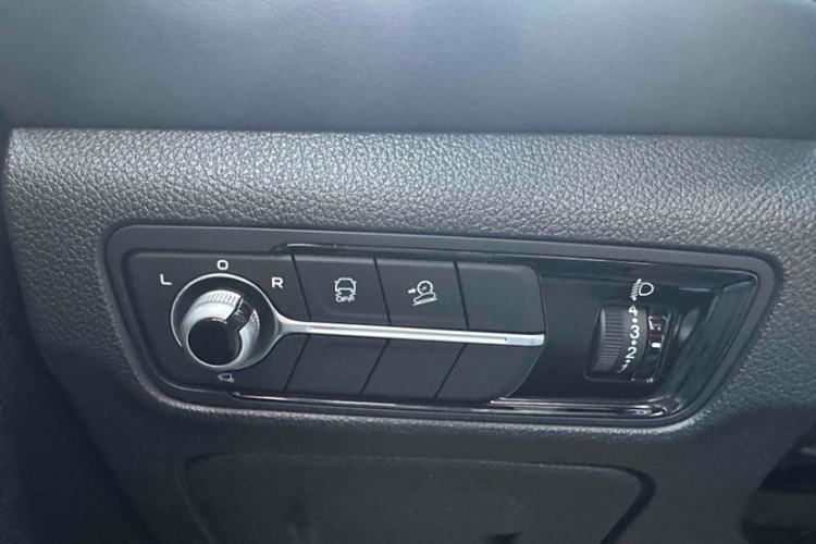 Used Changan X7 PLUS 2024 1.5T Automatic Prestige 7-Seater