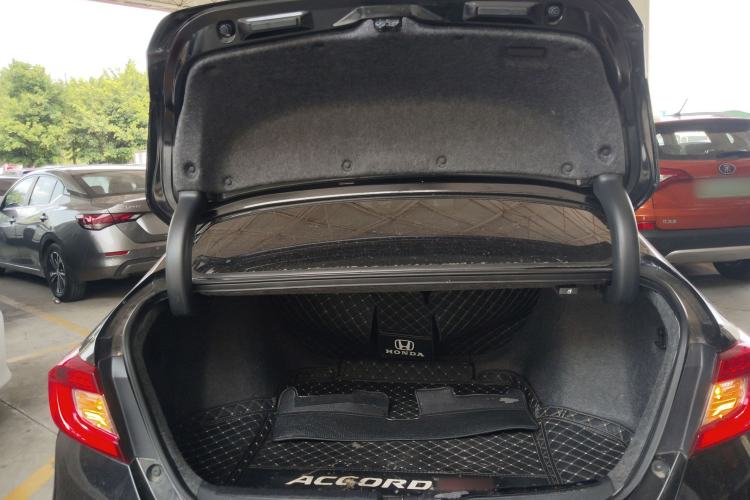 Used Honda Accord 2018 260TURBO Luxury Edition China VI
