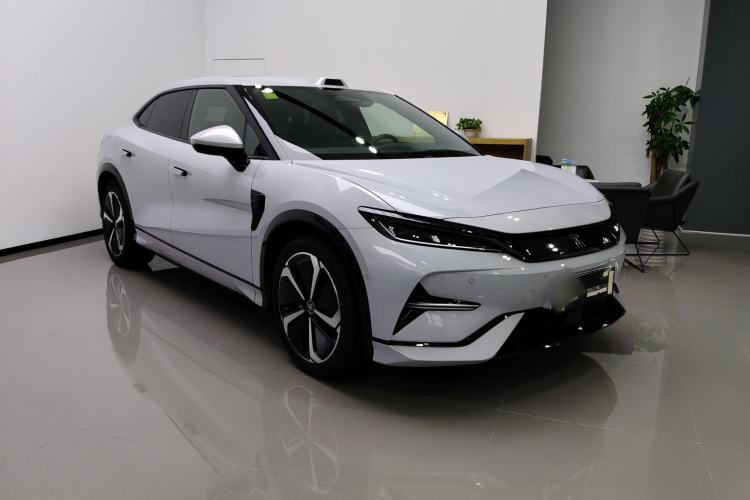 Used BYD Song L EV 2025 Intelligent Driving Version 662 km LiDAR Excellence Edition
