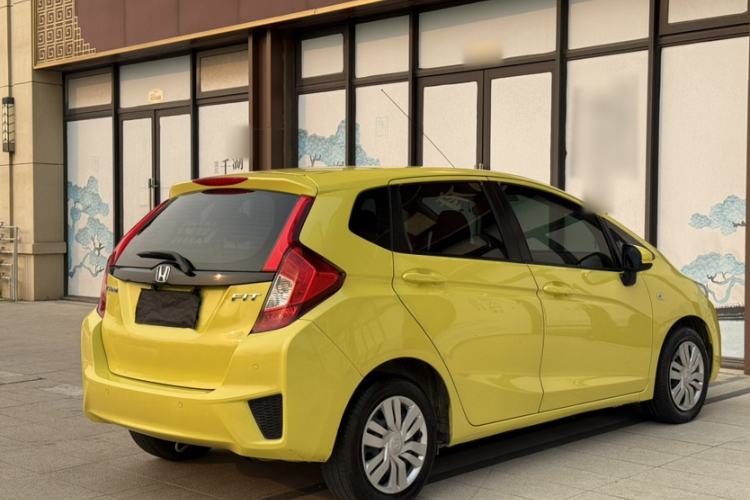 Used Honda Fit 2014 1.5L LX CVT Comfort Model Exterior 5