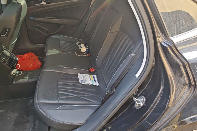 Used Volkswagen Passat 2023 Facelift 330TSI Luxury Edition
