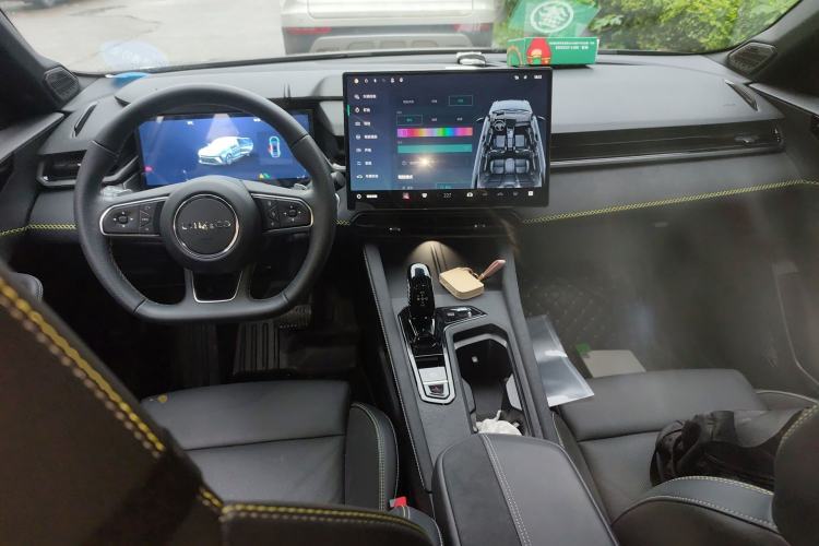 Used Lynk & Co 03 2025 1.5TD DCT Champion Edition Pro Center Console