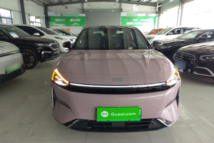 Used Geely Galaxy L6 2024 125km Creative Edition
