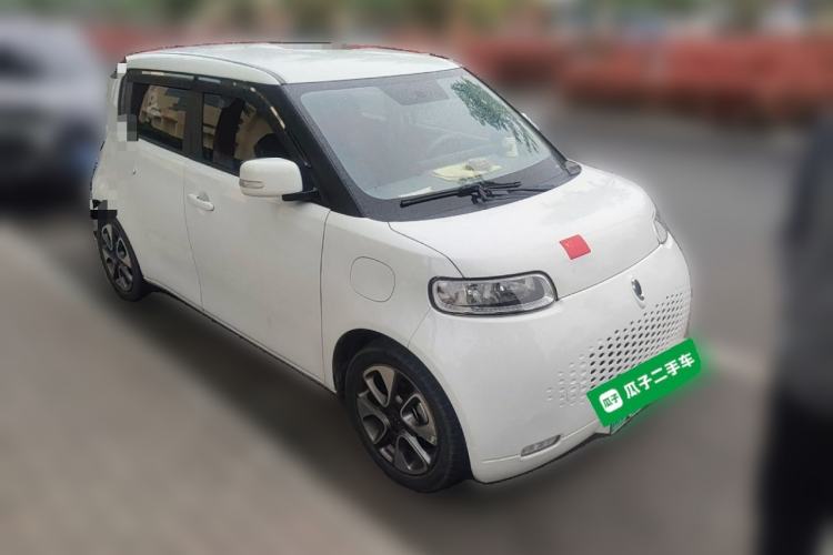 Used ORA White Cat 2020 305 km Luxury Version Front Right 45 Deg