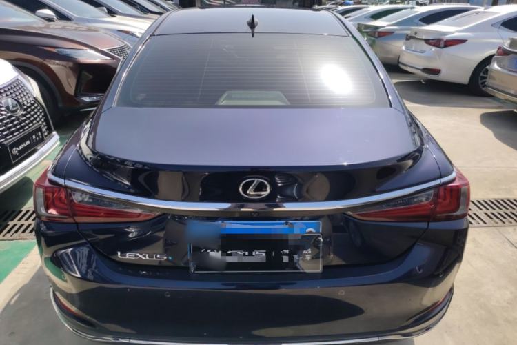 Used Lexus ES 2020 200 Excellence Edition