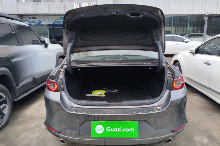 Used Mazda 3 Axela 2020 2.0L Automatic Zhiya Edition Trunk