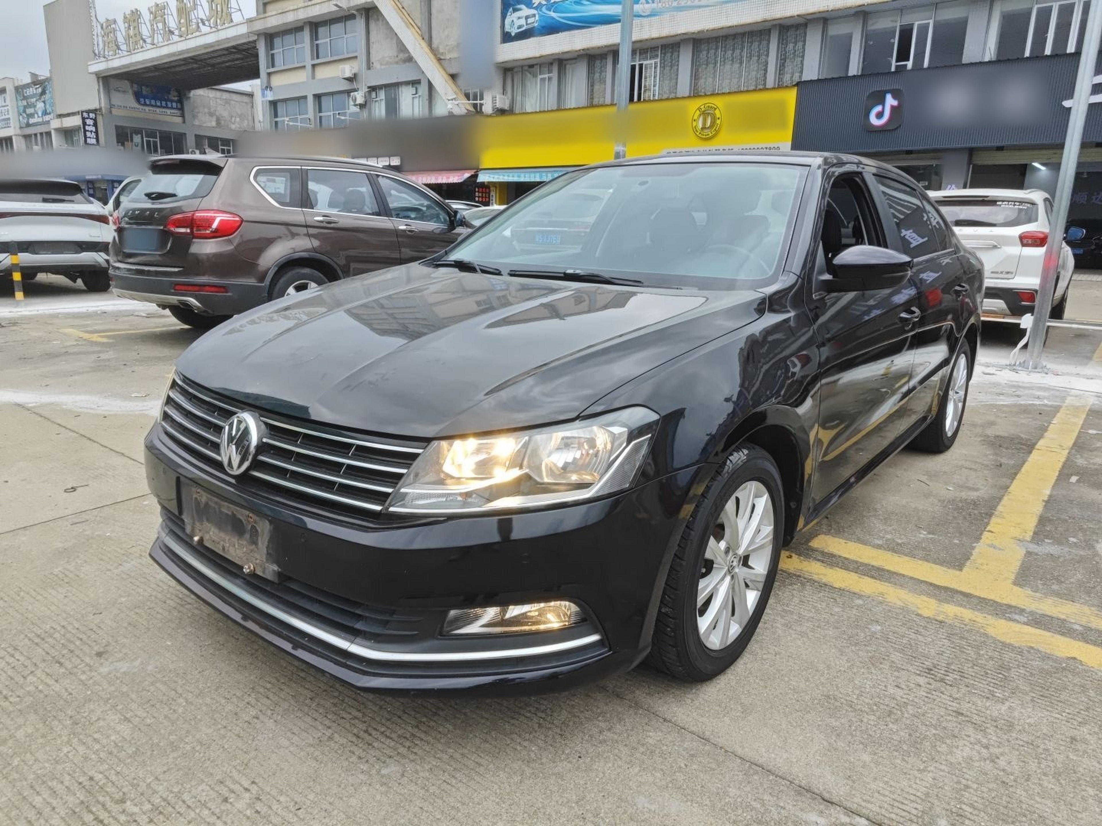 Parte inferior delantera