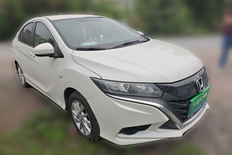 Used Honda Gienia 2017 1.5L CVT Classic Edition Front Right 45 Deg